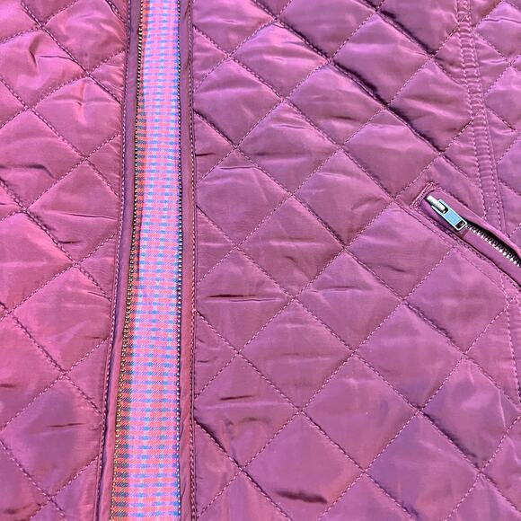 Orvis Women’s Quilted Puffer Vest Size Large Burgundy Thinsulate Full Zip - Picture 5 of 6